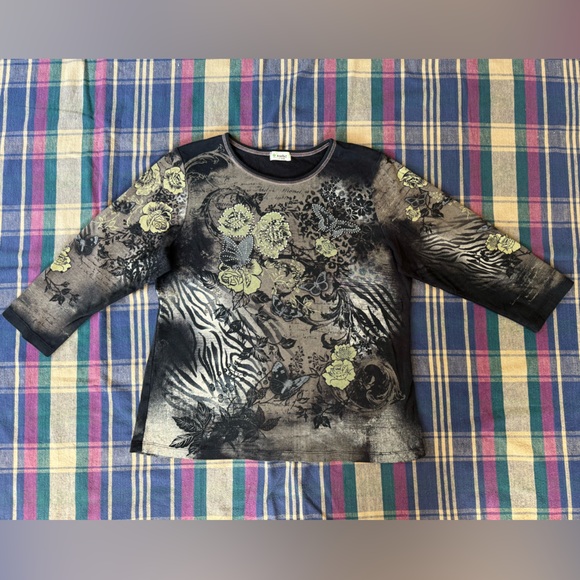 Cactus Y2K Floral Rhinestone Top - Picture 2 of 11